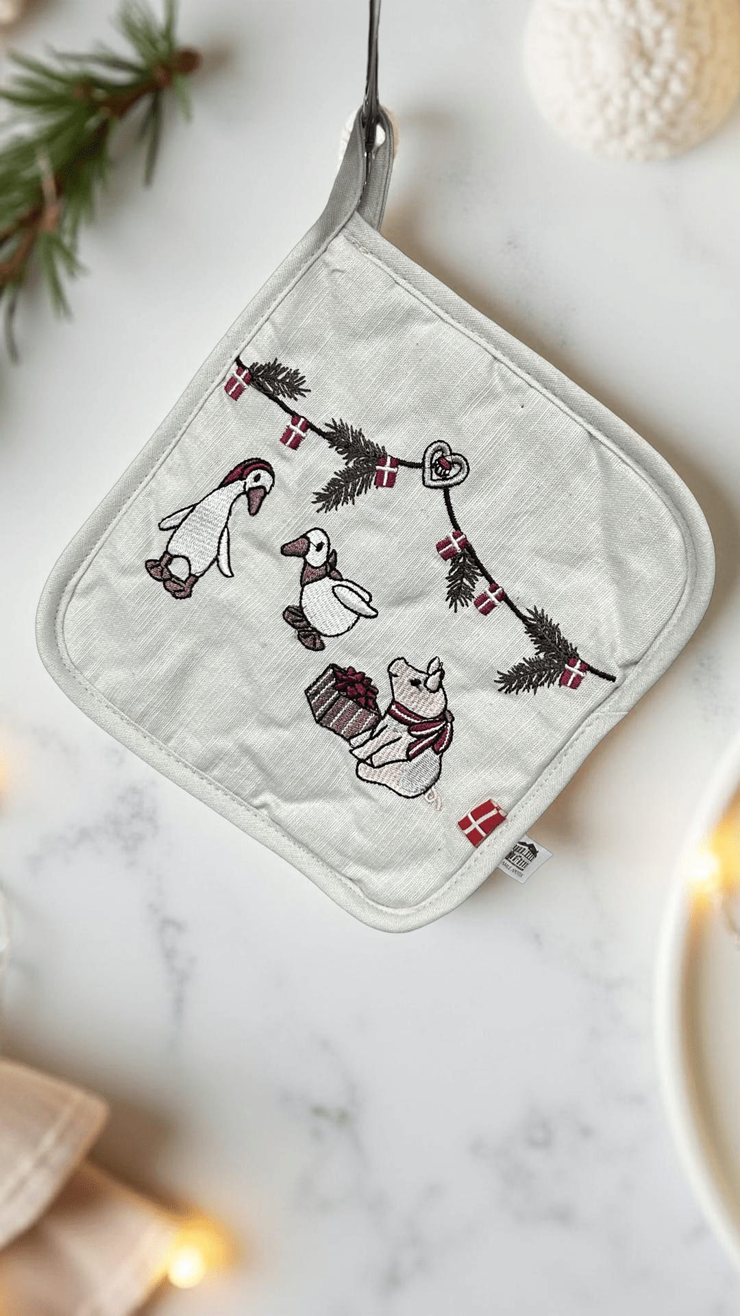 Holiday Friends Cotton Pot Holder - Kapah